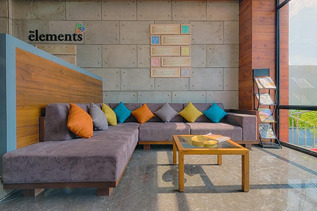 The Elements Otel Rajkot Dış mekan fotoğraf